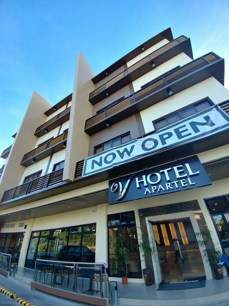 V Hotel And Apartel