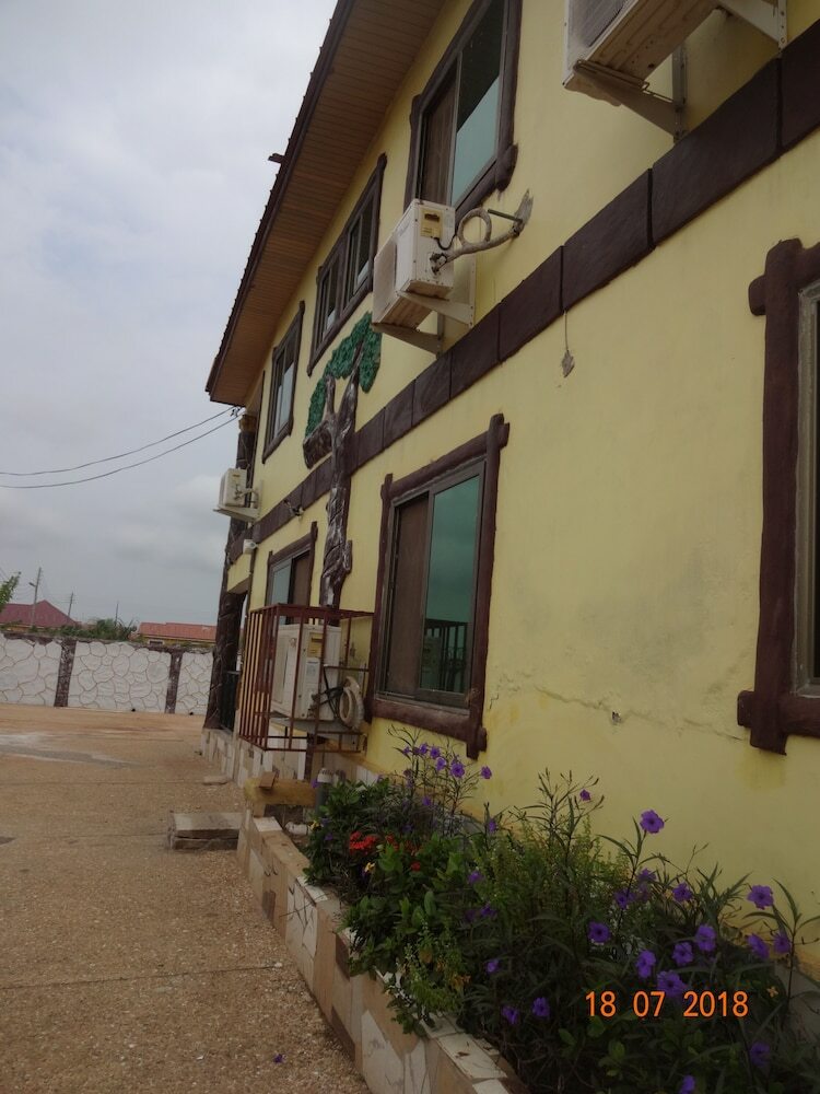 Nordik Palace Bed & Breakfast