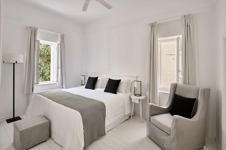 Hotel Vedema, A Luxury Collection Resort, Santorini