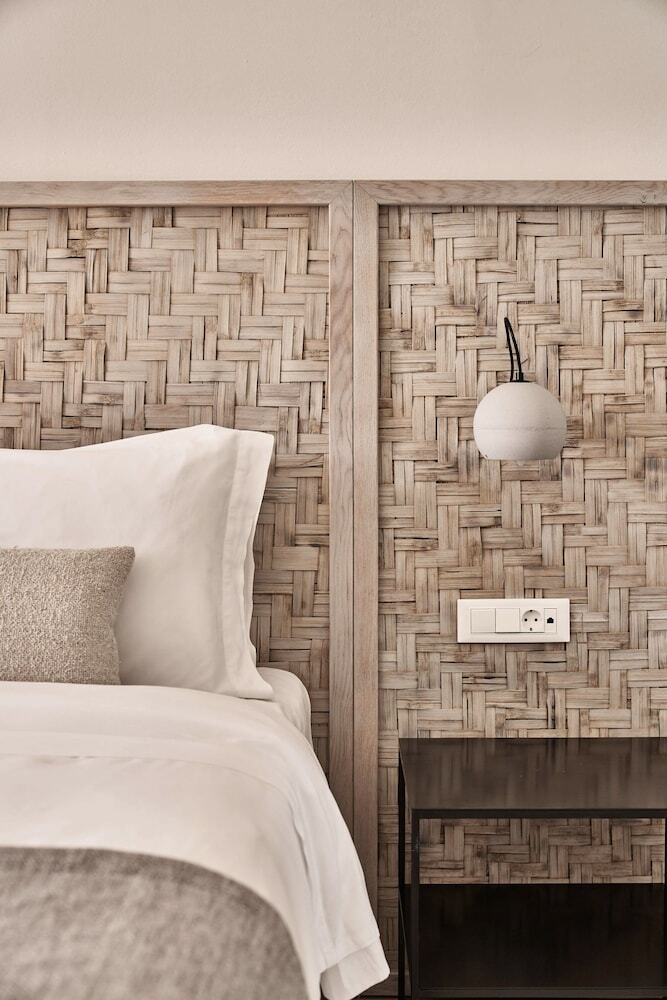 Hotel Vedema, A Luxury Collection Resort, Santorini