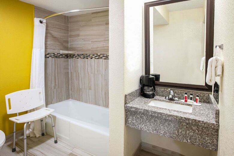 Motel Super 8 By Wyndham Ft Stockton