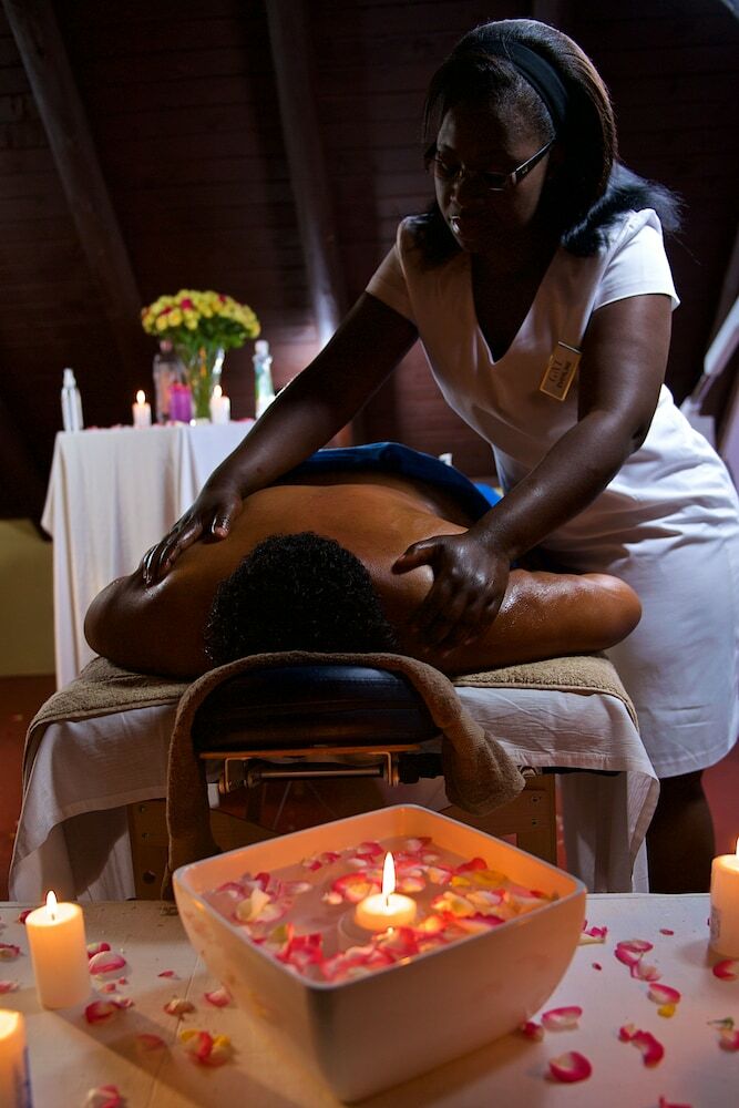 Hotel Great Rift Valley Lodge And Golf Resort