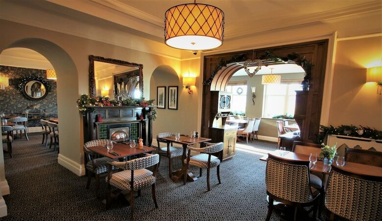 Hotel Ravenstone Manor
