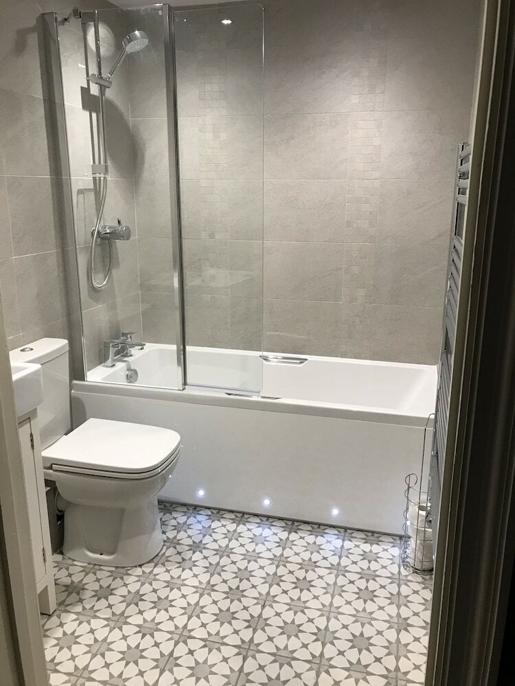 Hotel Ravenstone Manor