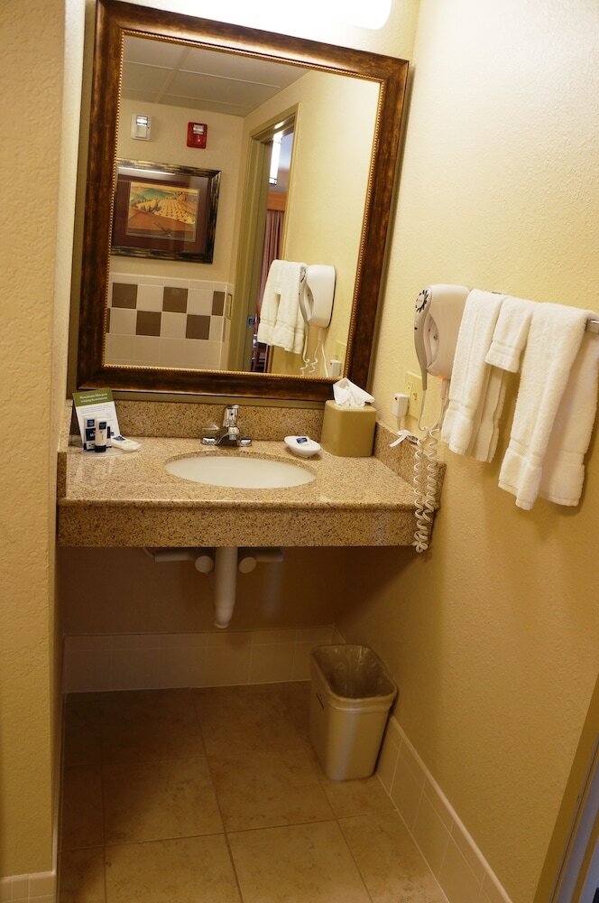 Hotel Americinn By Wyndham Anamosa
