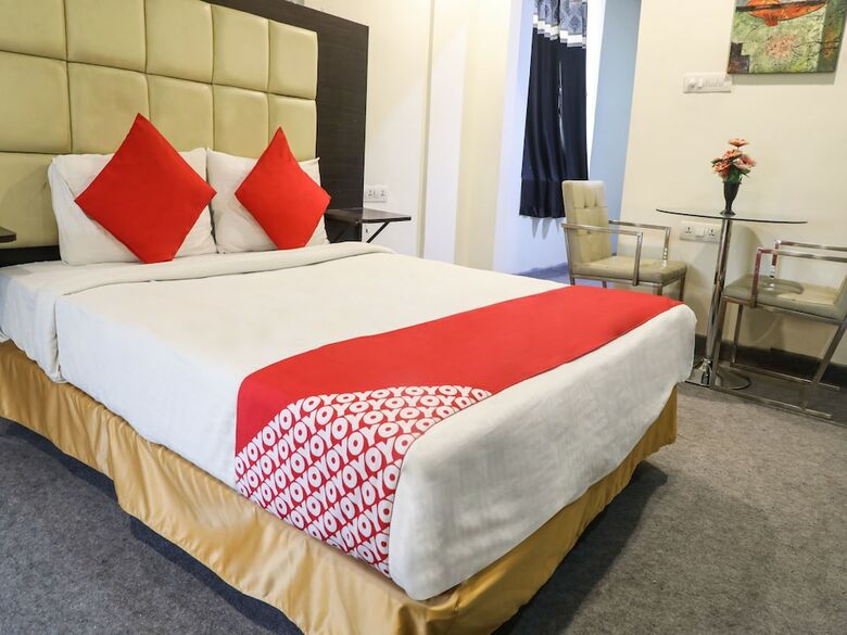 Oyo 16436 V Hotels