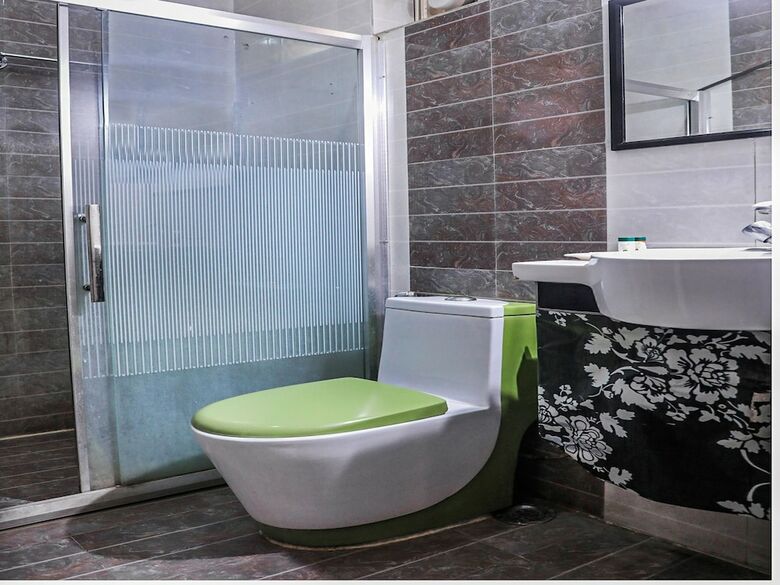 Oyo 16436 V Hotels