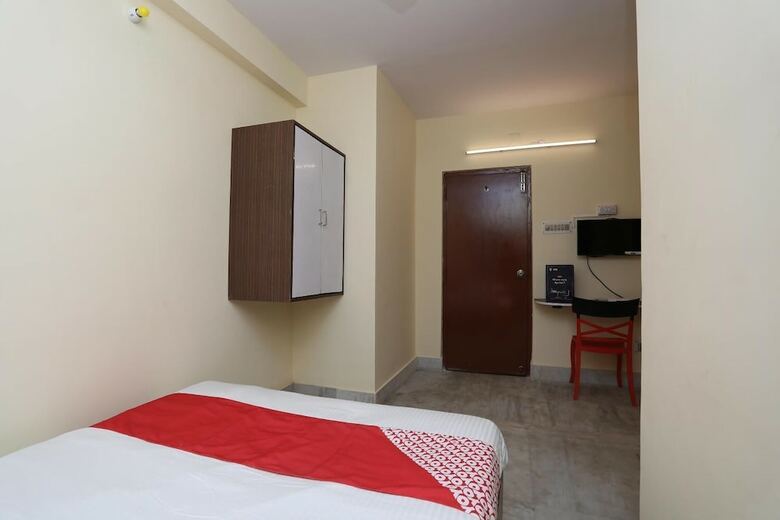 Hotel Oyo 14633 Lakeview Guest House