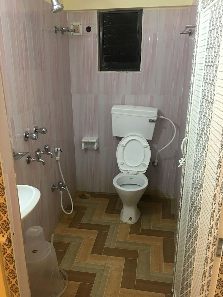 Hotel Oyo 14633 Lakeview Guest House
