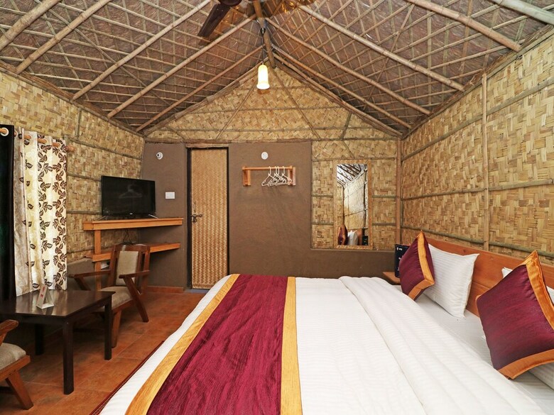 Hotel Oyo 14607 The Gharonda Huts