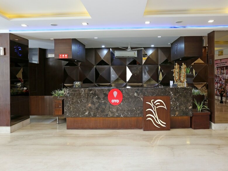 Hotel Oyo 13564 Near Prem Mandir