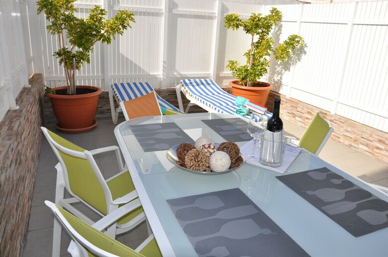 Apartamentos Mari House