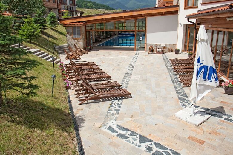 St. Ivan Rilski Hotel & Apartments