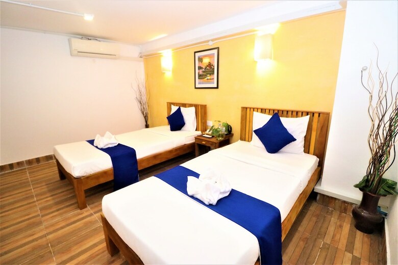 Grand Elevation Hotel