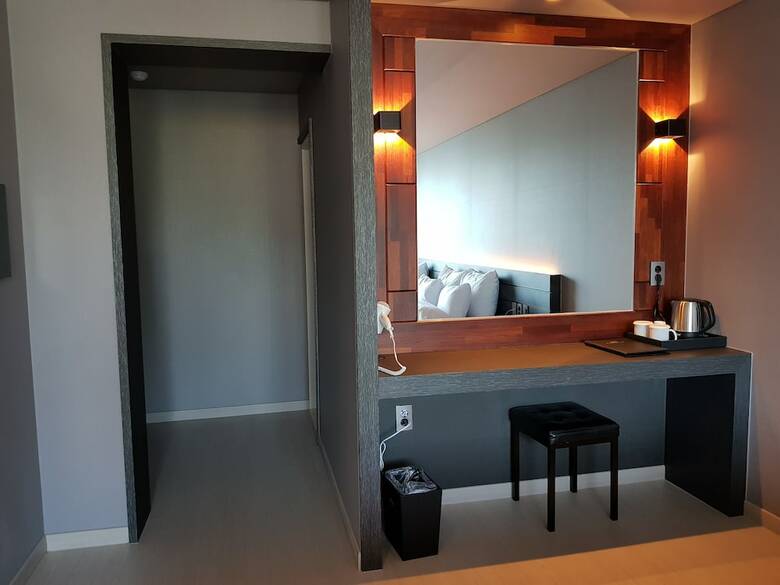 Suntree Hotel