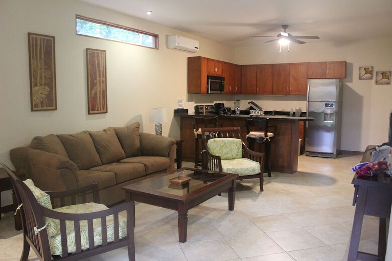 Club Del Cielo Unit 1