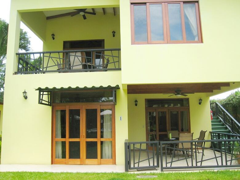 Club Del Cielo Unit 1