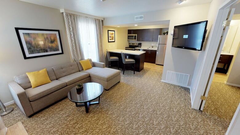 Chase Suite Hotel Newark