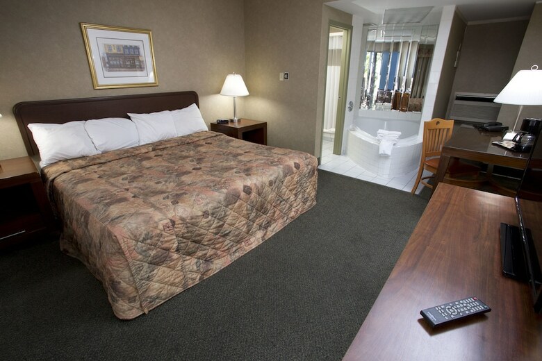 The Falls Hotel & Inn