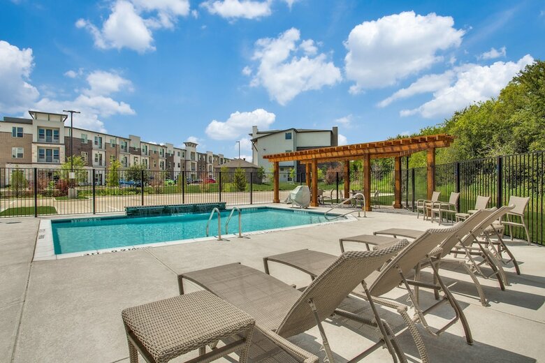 Hotel Holiday Inn Express And Suites Denton South