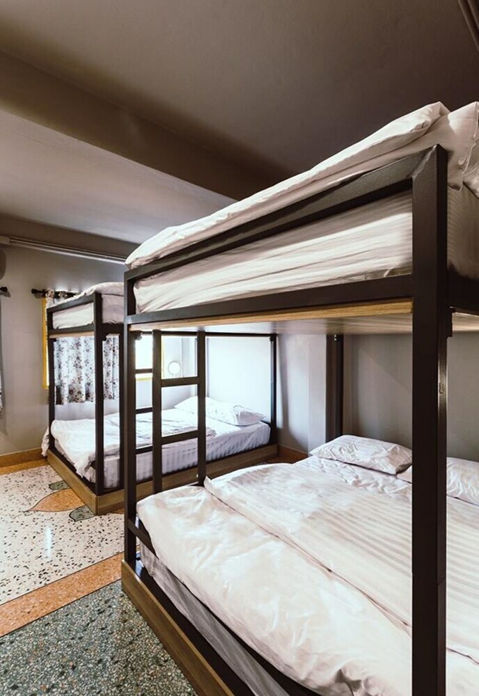 Hostal Merge Hostel
