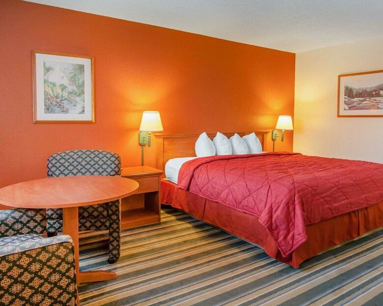 Hotel Quality Inn And Suites Airport