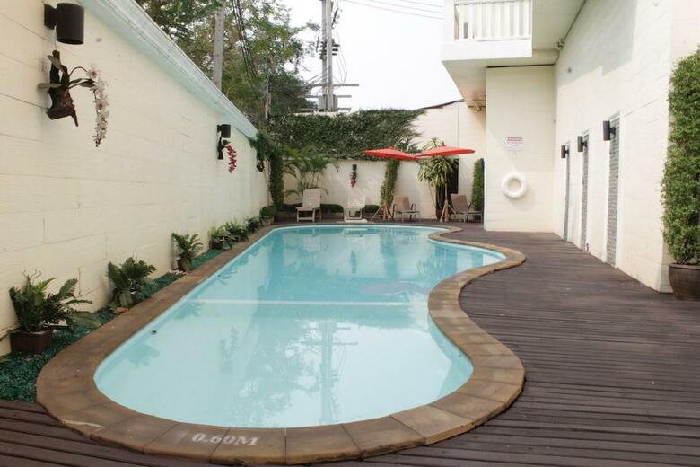 Royal Peninsula Hotel