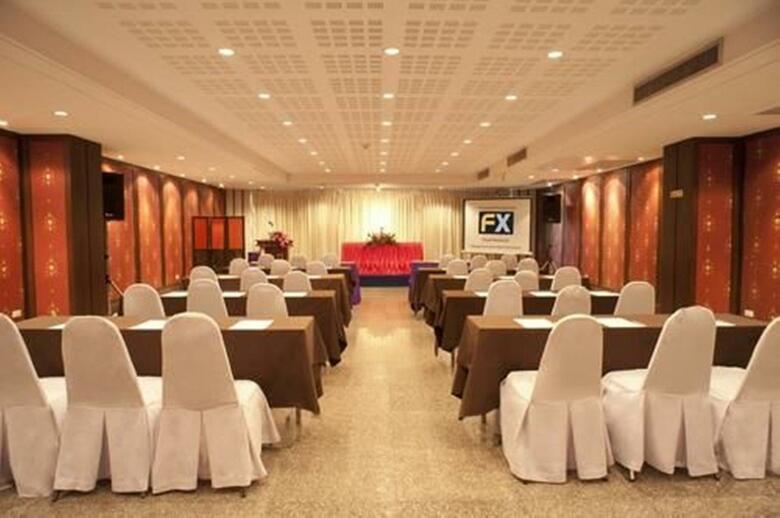 Royal Peninsula Hotel