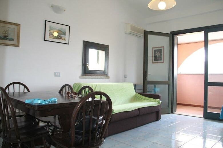 Feng Shui Pool House 28