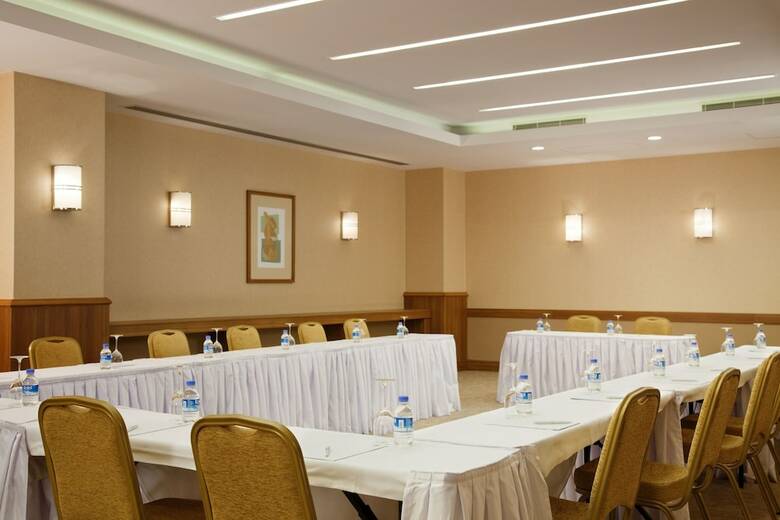 Hotel Holiday Inn Istanbul Sisli