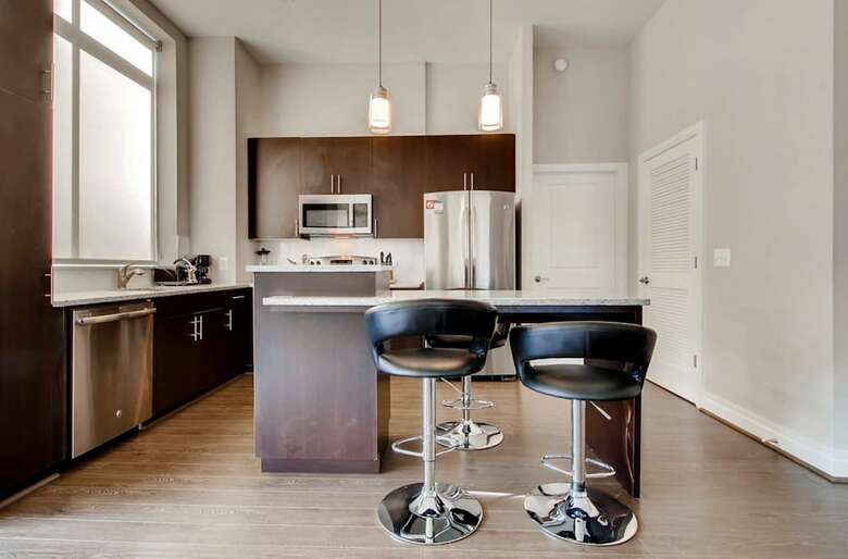 Apartamentos Bluebird Suites In Reston