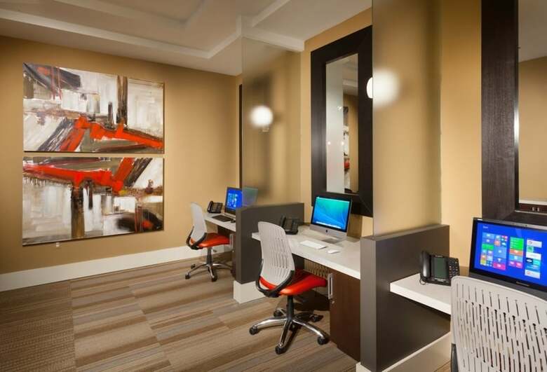 Apartamentos Bluebird Suites In Reston