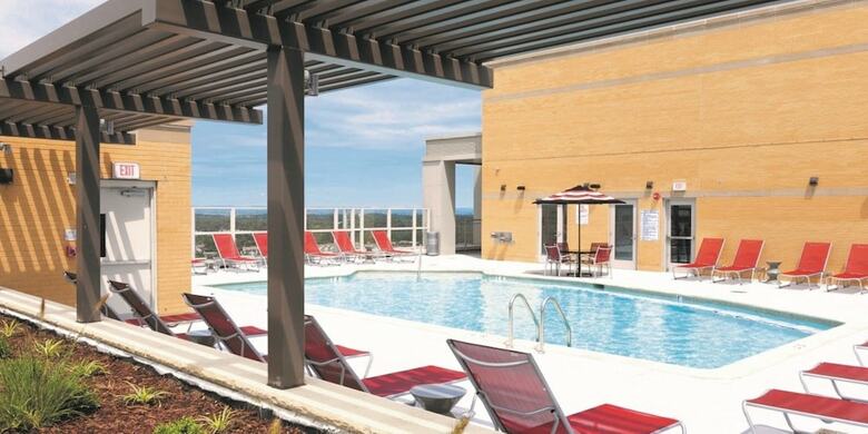 Apartamentos Bluebird Suites In Reston