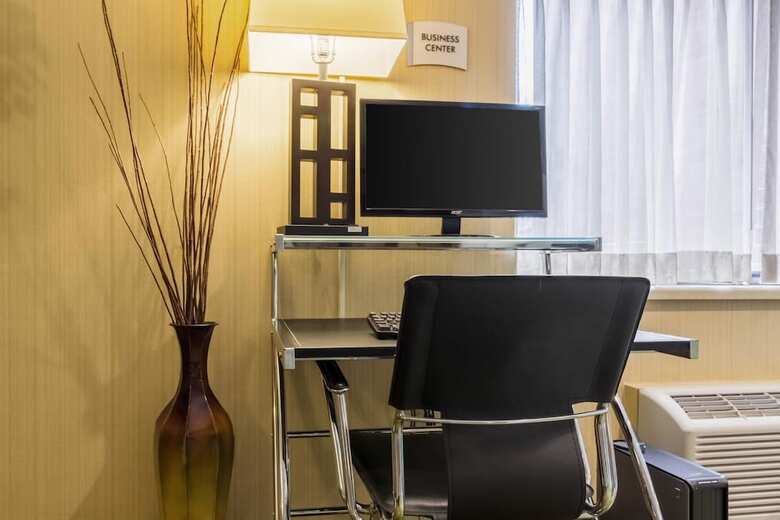 Hotel Quality Inn & Suites Mayo Clinic Area
