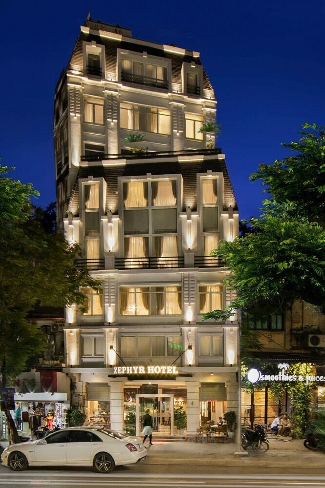 Zephyr Suites Boutique Hotel