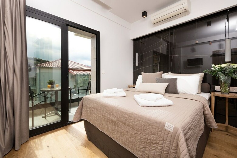 Tsikeli Hotel - Adults Only