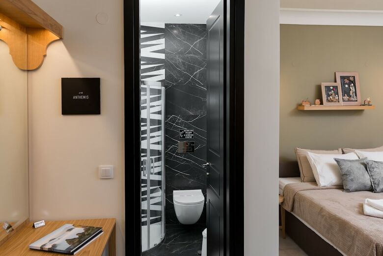 Tsikeli Hotel - Adults Only