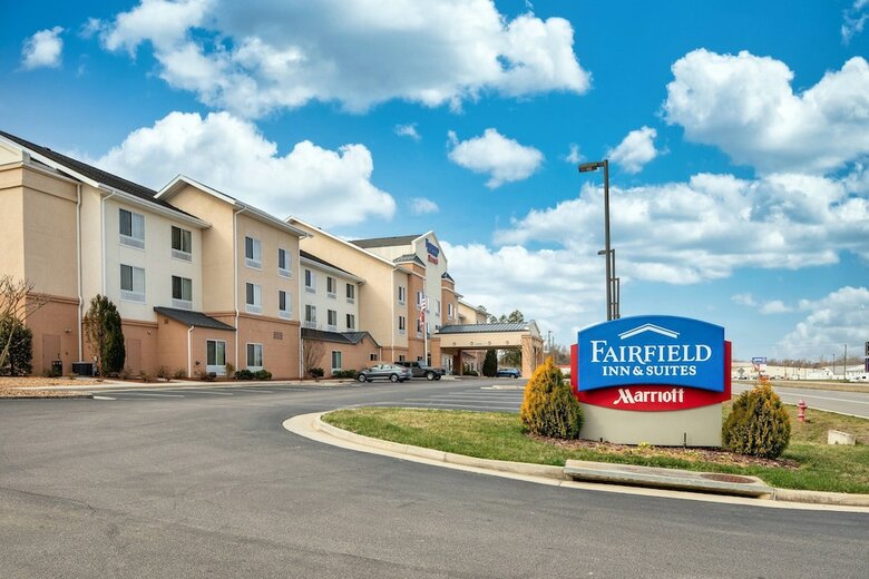 Hotel Fairfield Inn & Suites South Boston