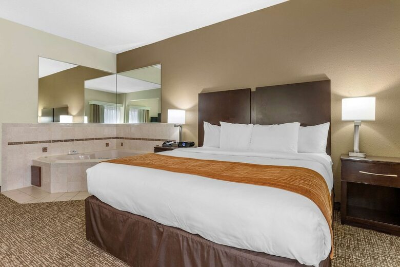 Hotel Comfort Inn & Suites Lake Norman