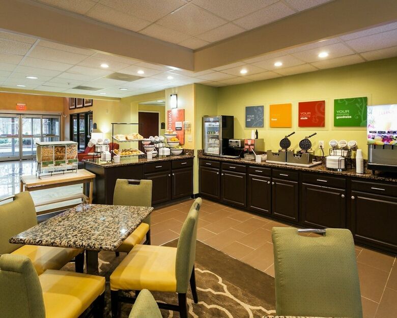 Hotel Comfort Inn & Suites Lake Norman