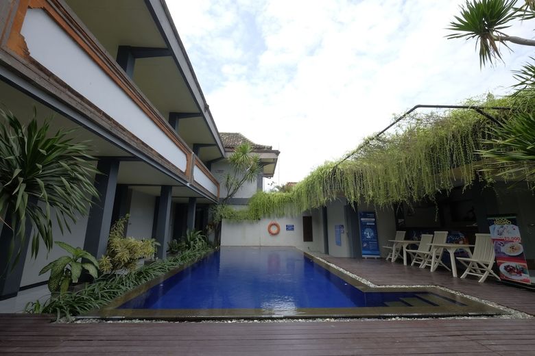 The Yani Hotel