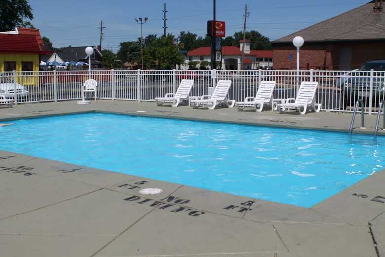 Motel Econo Lodge Inn & Suites South