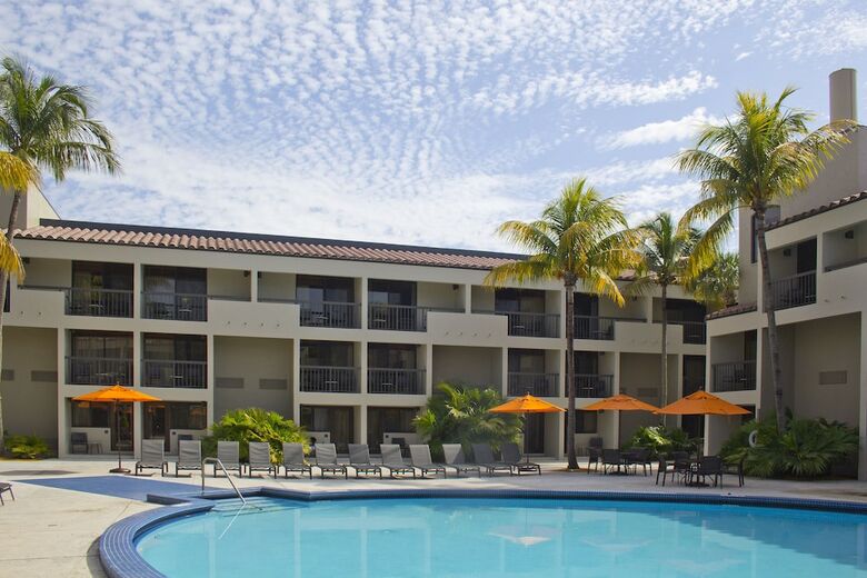 Miami Lakes Hotel