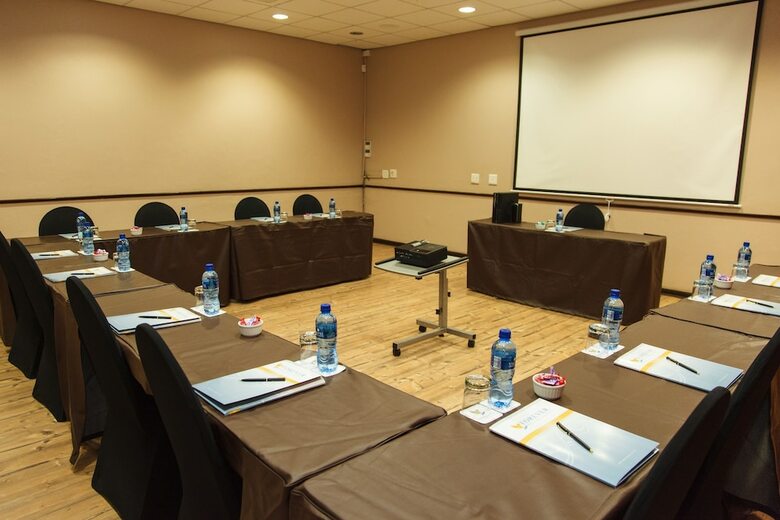 Forever Hotel At Centurion