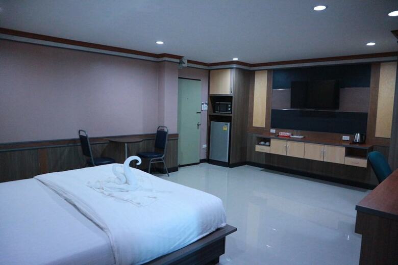 Hotel Phectlada Pavilion & Resort