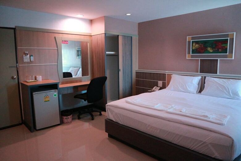 Hotel Phectlada Pavilion & Resort