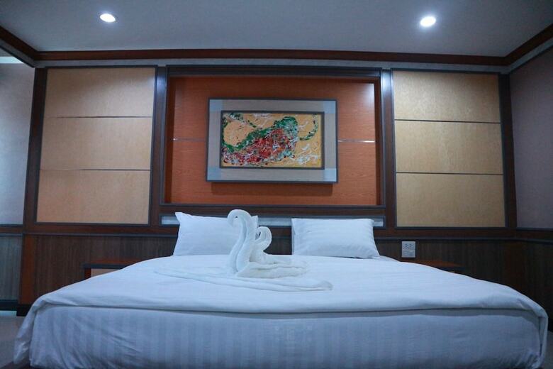 Hotel Phectlada Pavilion & Resort