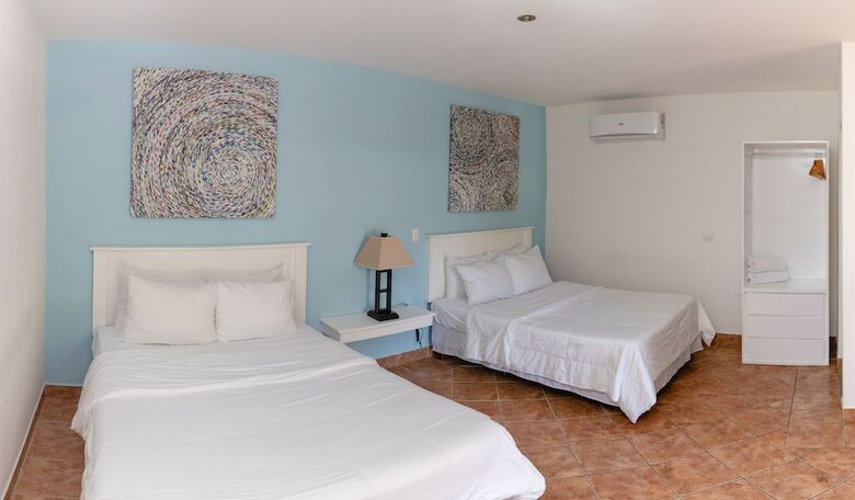 Hotel Ripjack Inn