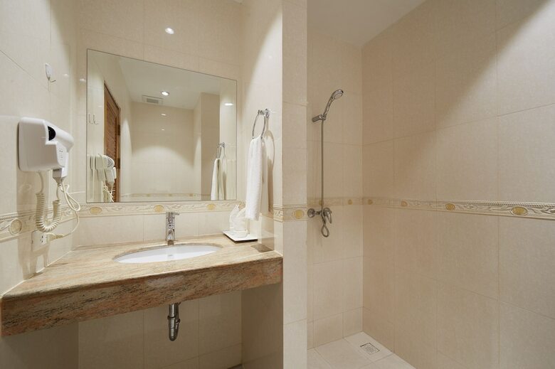 Apartamentos Surin Sabai
