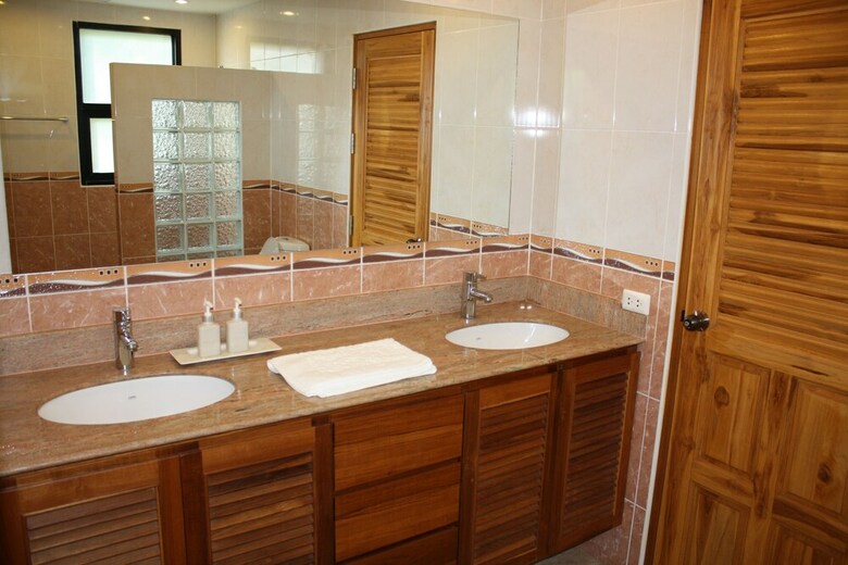 Apartamentos Surin Sabai
